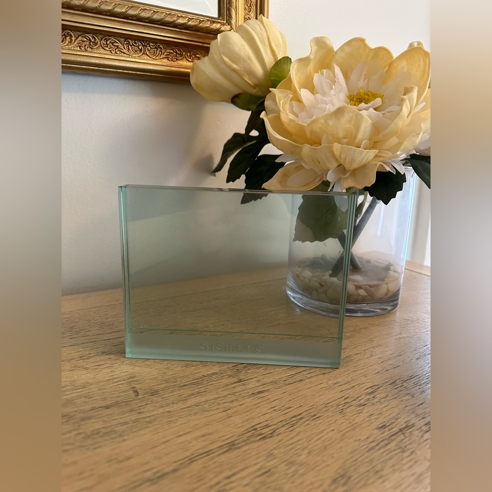 NWOT New Heavy Two Pane Glass Sister Photo Picture Frame Frosted Detail